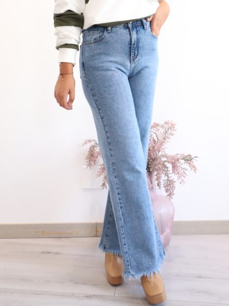 JEANS DESFLECADO DENIM