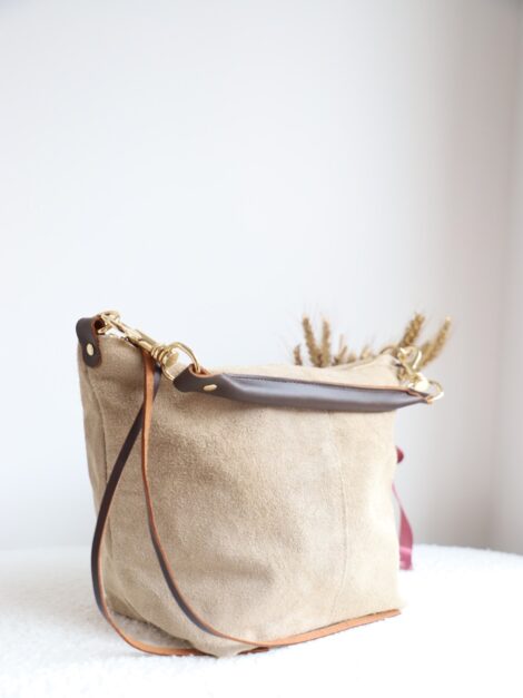 BOLSO VELVET SERRAJE CAMEL